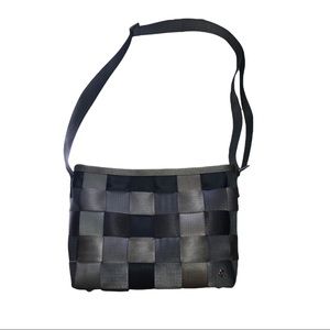 Harvey’s Seatbelt Bag for Mercedes’ Benz Edition